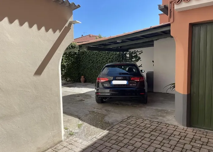 Eugenia - Luxury Flat With Parking Space Apartmán *